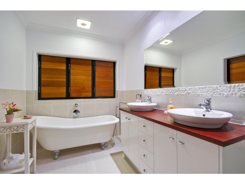 23 Batt Street, Clifton Beach QLD 4879