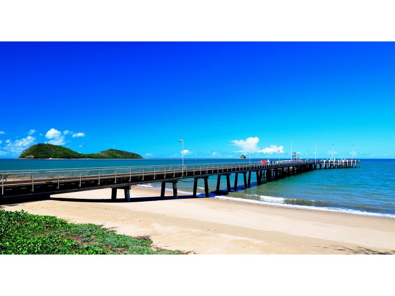Palm Cove QLD 4879