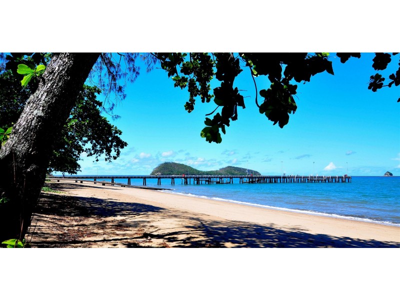 Palm Cove QLD 4879