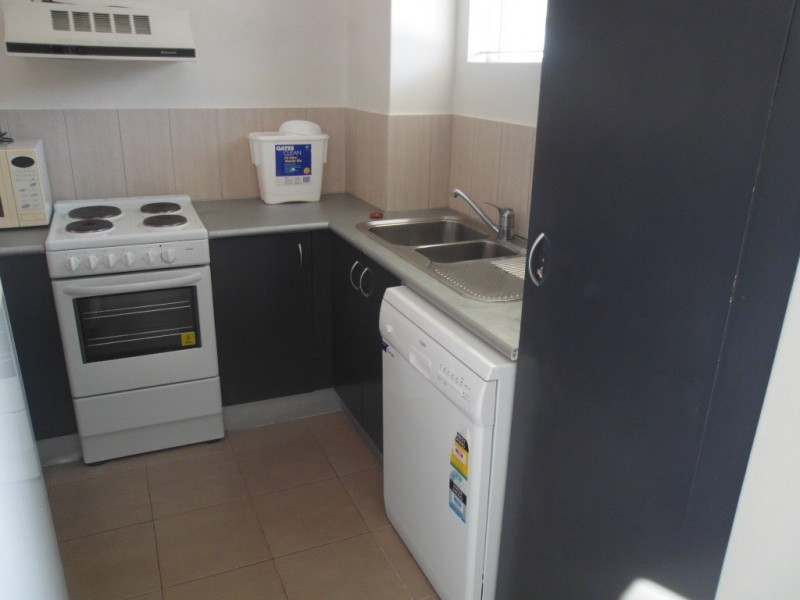 319 Coral Coast Drive, Palm Cove QLD 4879