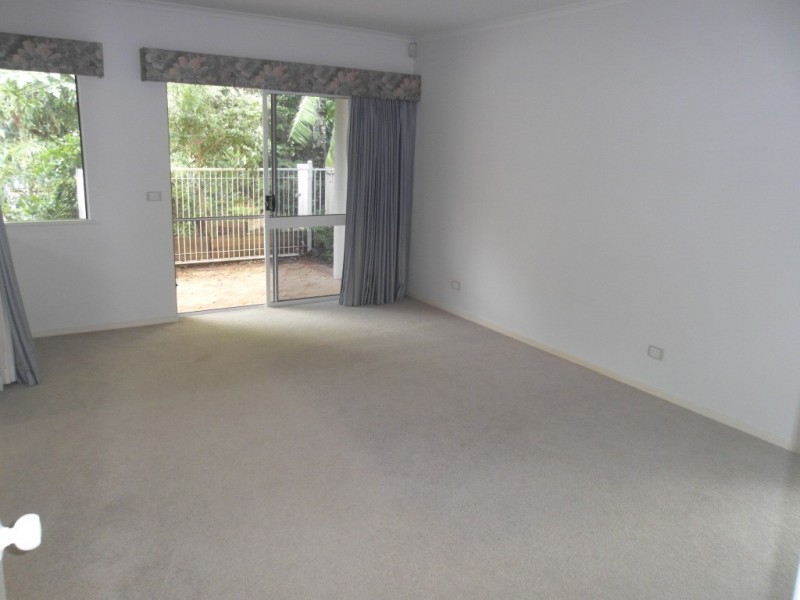 16 Orton Ave, Kewarra Beach QLD 4879