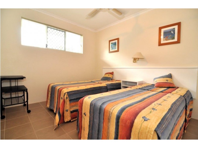 319 Coral Coast Drive, Palm Cove QLD 4879