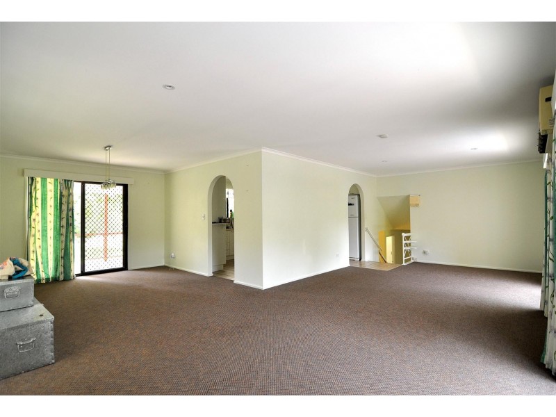 25-27 Evergreen Street, Clifton Beach QLD 4879