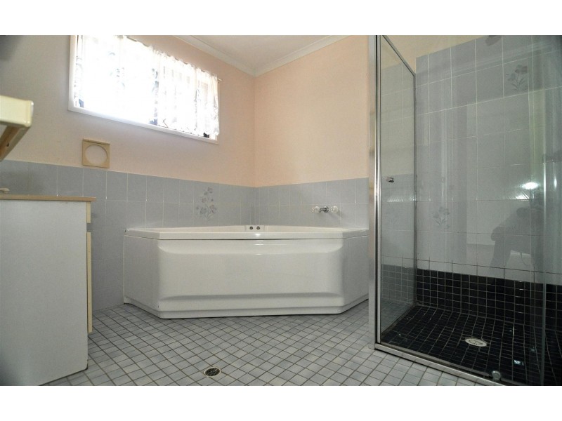 25-27 Evergreen Street, Clifton Beach QLD 4879