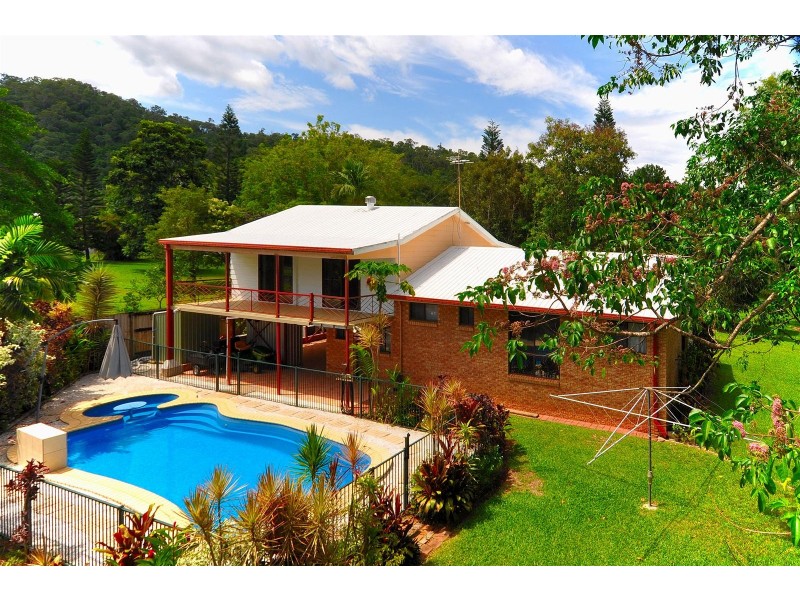 25-27 Evergreen Street, Clifton Beach QLD 4879