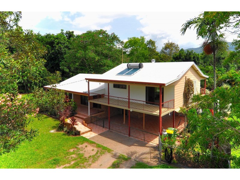 25-27 Evergreen Street, Clifton Beach QLD 4879