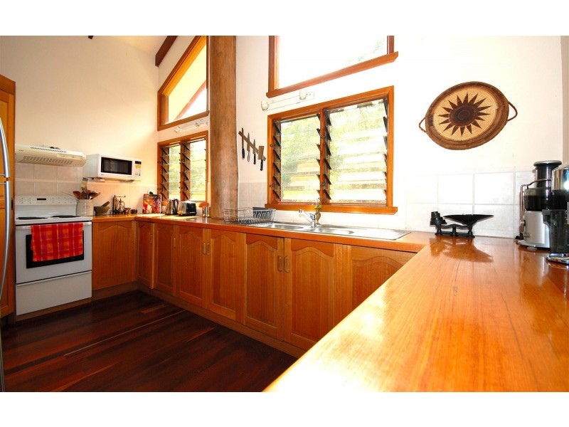 6 Fallon Close, Kuranda QLD 4881