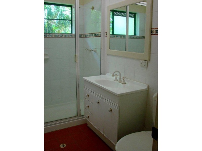 31 Moresby Street, Trinity Beach QLD 4879