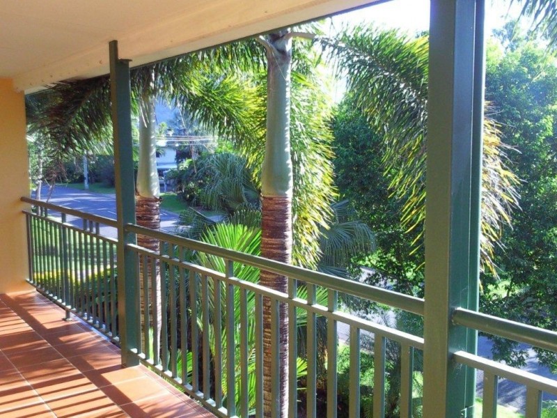 31 Moresby Street, Trinity Beach QLD 4879