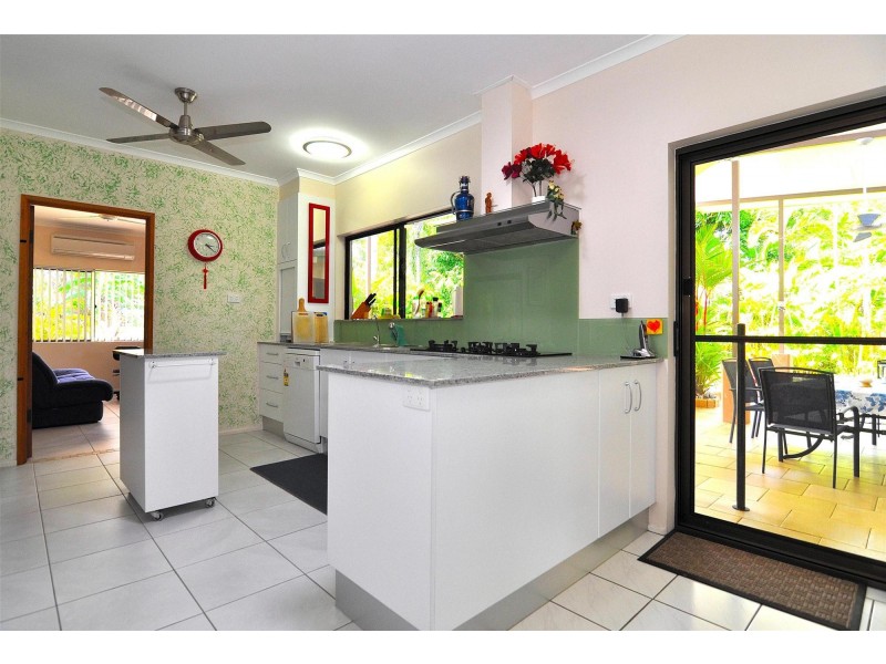 4 Baines Street, Clifton Beach QLD 4879