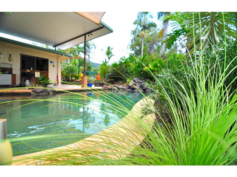 4 Baines Street, Clifton Beach QLD 4879