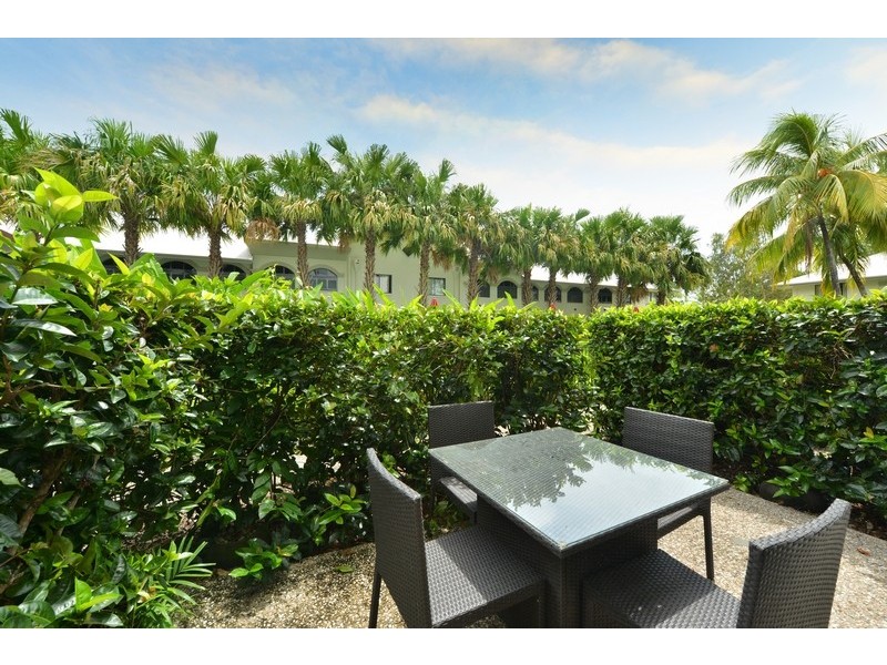 39/81 Cedar Road, Palm Cove QLD 4879