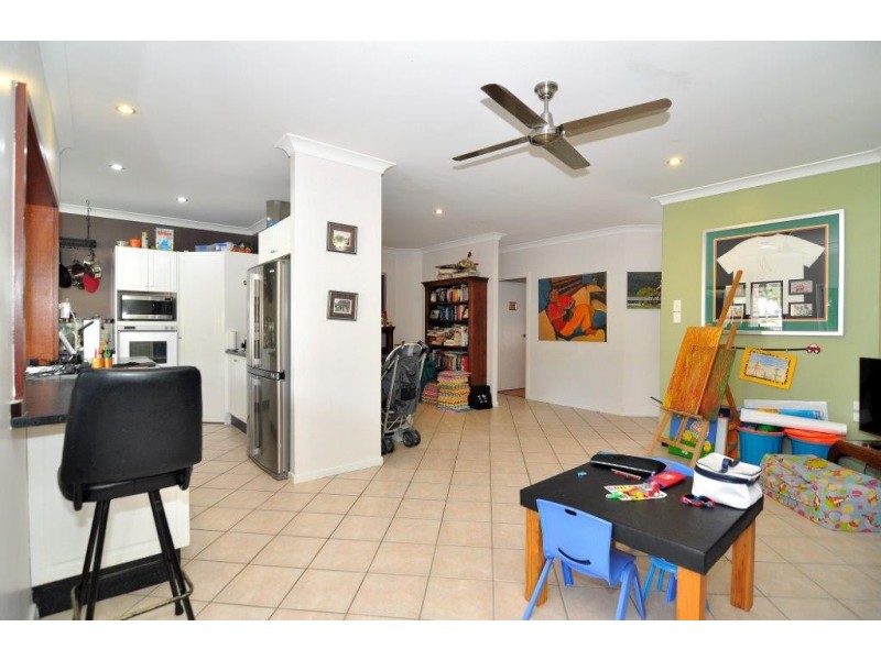 15 Ilse Close, Clifton Beach QLD 4879