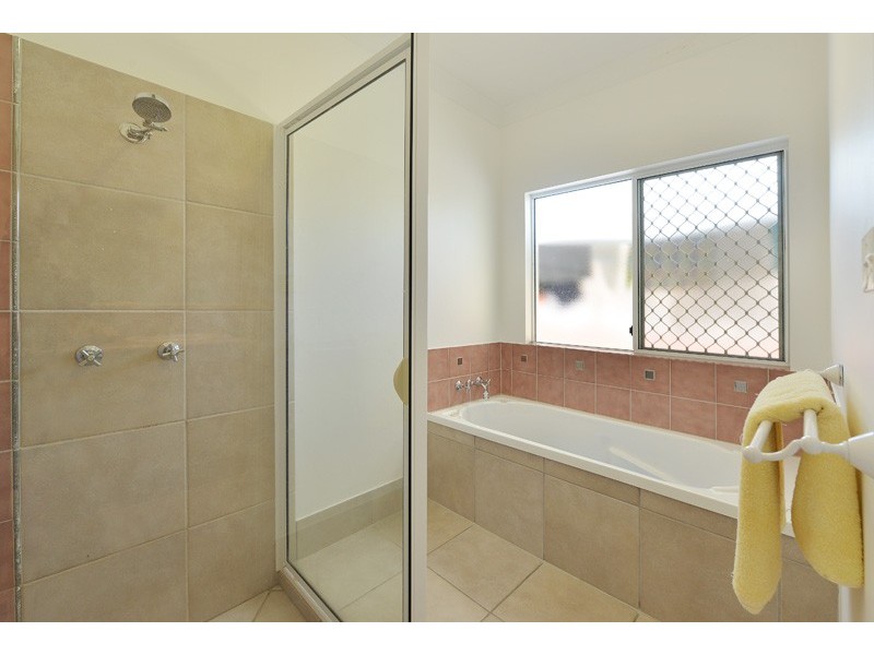 13 Macarthur Close, Palm Cove QLD 4879