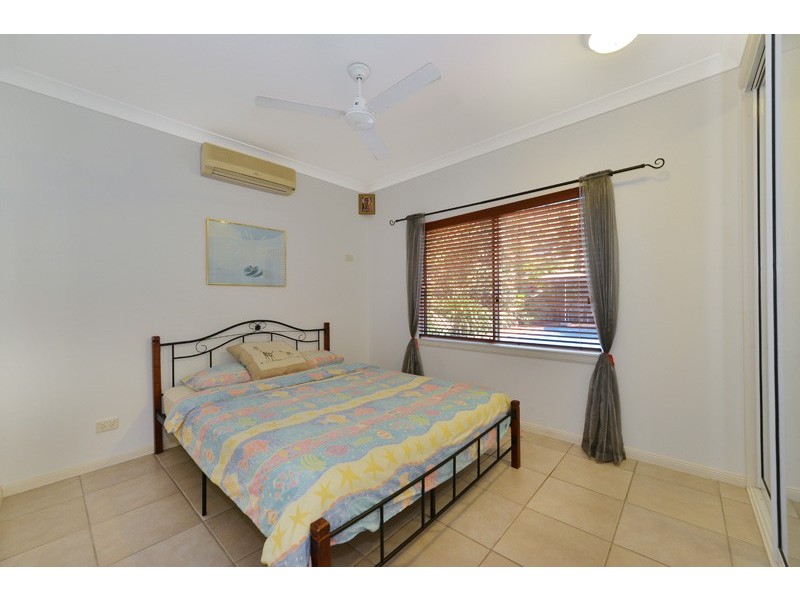 13 Macarthur Close, Palm Cove QLD 4879