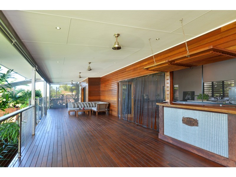 13 Everglades Street, Palm Cove QLD 4879