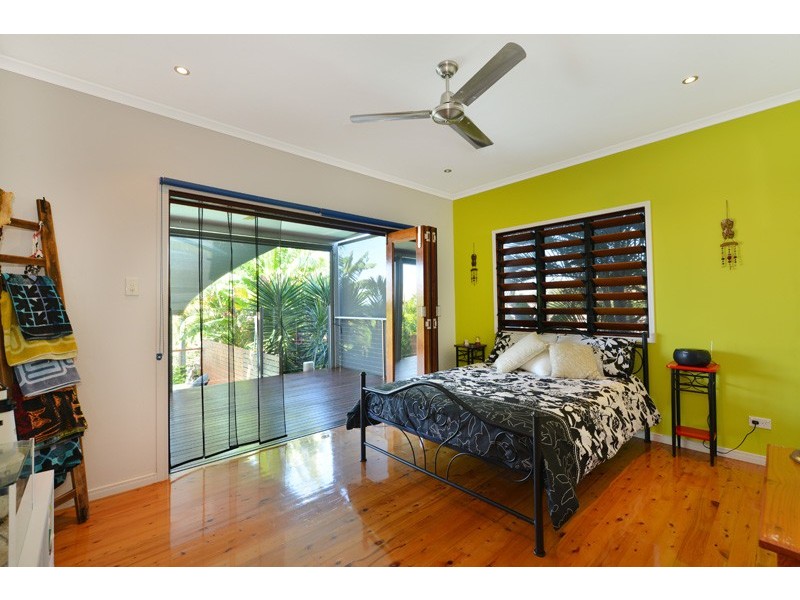 13 Everglades Street, Palm Cove QLD 4879
