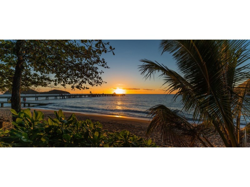 123 Williams Esplanade, Palm Cove QLD 4879