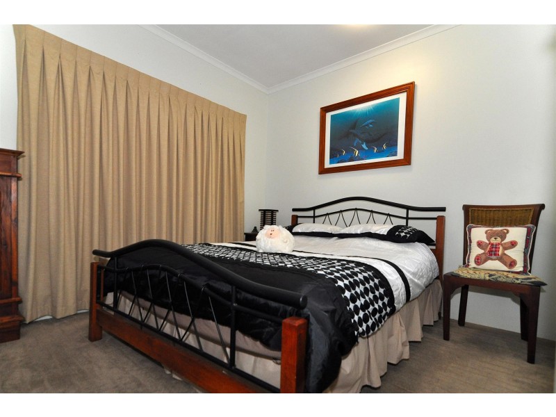 22 Yule Avenue, Clifton Beach QLD 4879