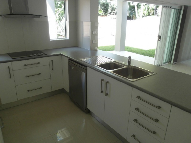 57A Cedar Rd, Palm Cove QLD 4879