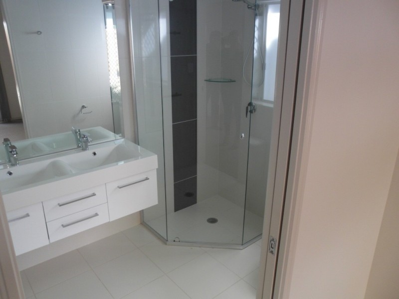 57A Cedar Rd, Palm Cove QLD 4879