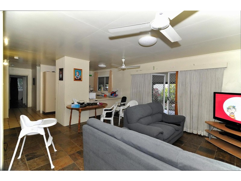 107 Vaughan St., Mareeba QLD 4880