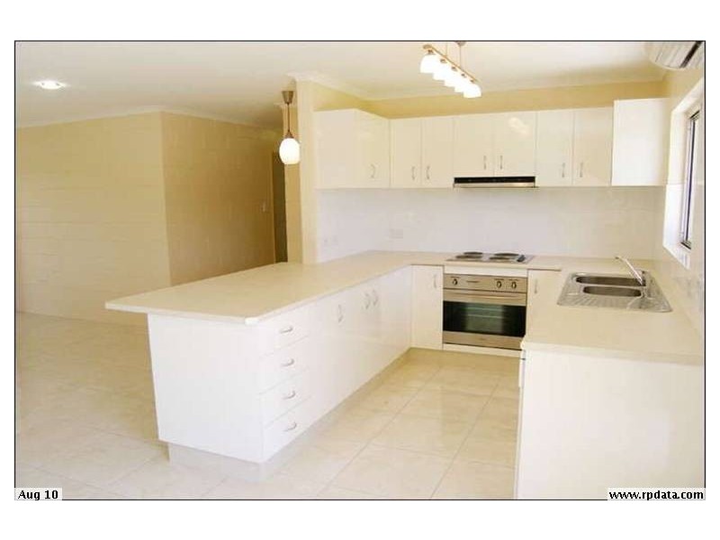 38 Madang St, Trinity Beach QLD 4879