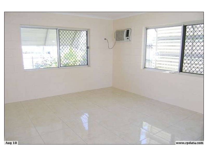 38 Madang St, Trinity Beach QLD 4879