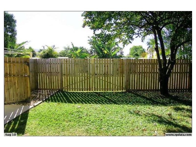 38 Madang St, Trinity Beach QLD 4879