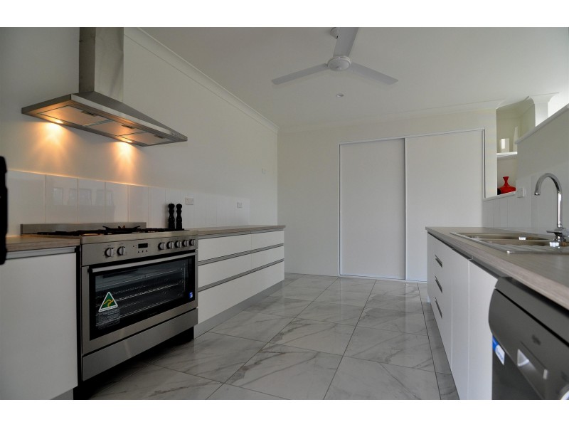 3 Wren Close, Mareeba QLD 4880