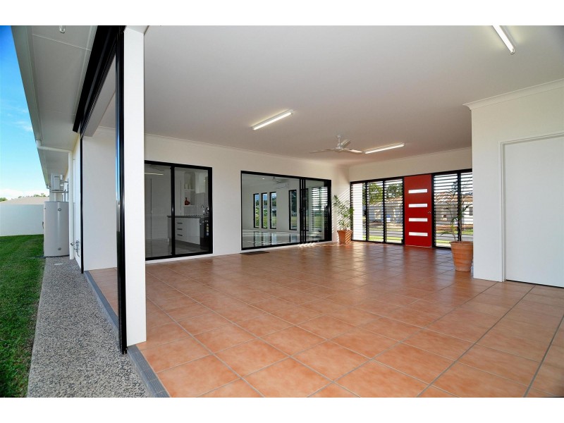 3 Wren Close, Mareeba QLD 4880