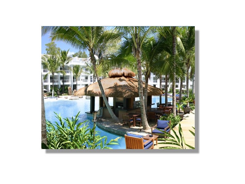 123 Williams Esplanade, Palm Cove QLD 4879