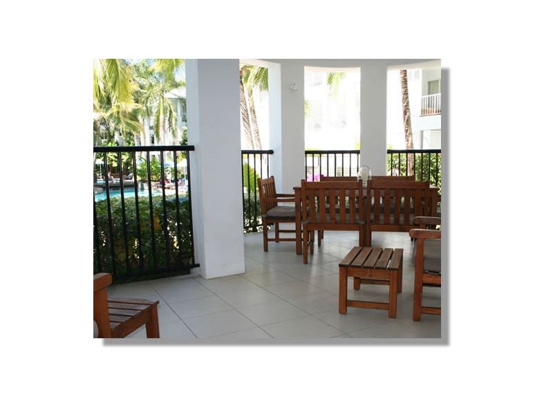 123 Williams Esplanade, Palm Cove QLD 4879