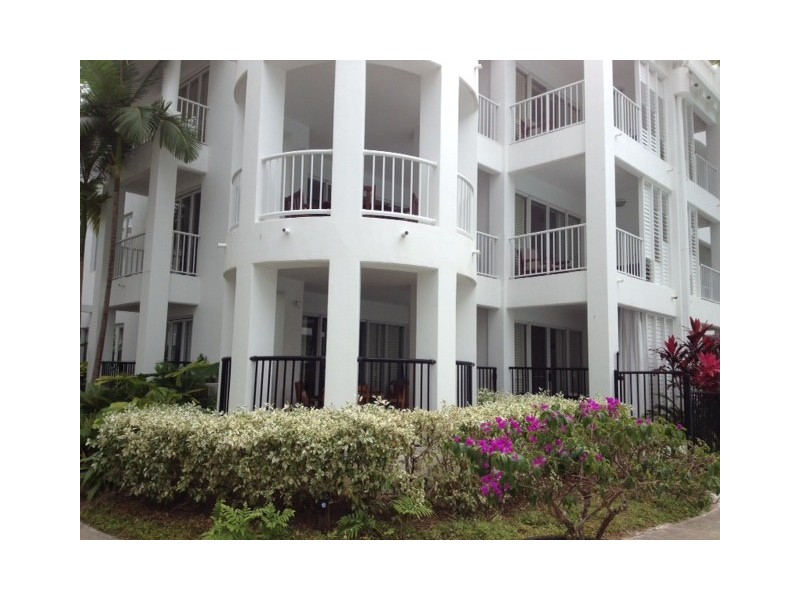 123 Williams Esplanade, Palm Cove QLD 4879