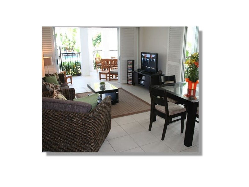 123 Williams Esplanade, Palm Cove QLD 4879