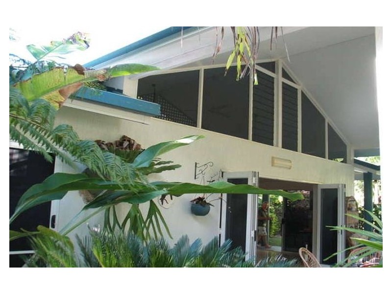 5 Brolga St, Kewarra Beach QLD 4879