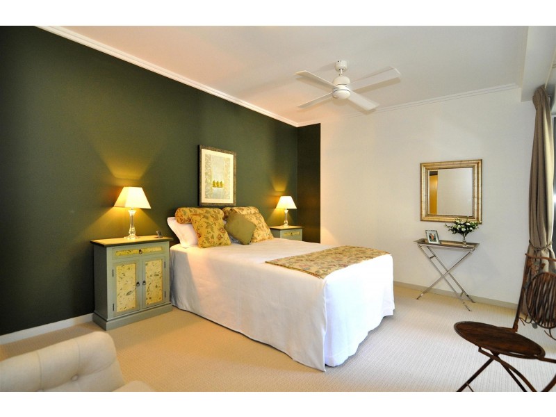 Kewarra Beach QLD 4879