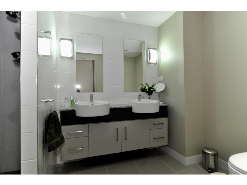 Kewarra Beach QLD 4879