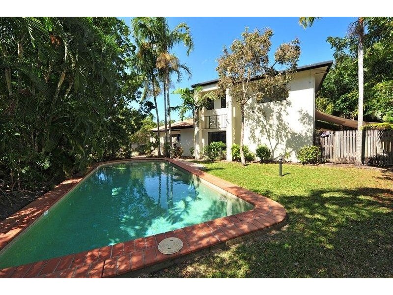 13/65 Cedar Road, Palm Cove QLD 4879