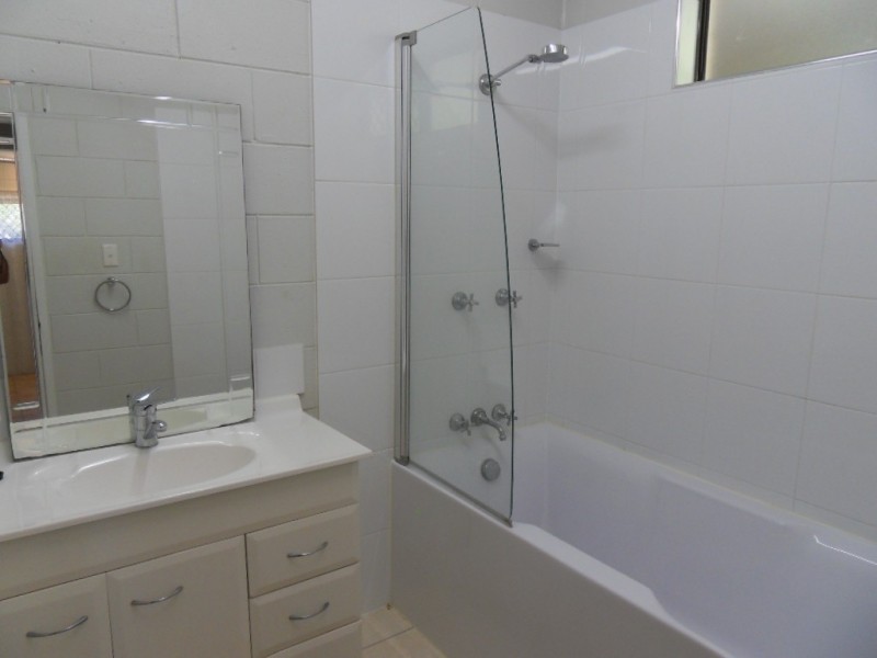 39 Periwinkle Avenue, Trinity Beach QLD 4879
