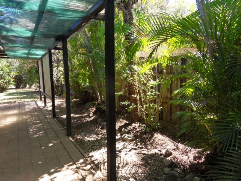39 Periwinkle Avenue, Trinity Beach QLD 4879