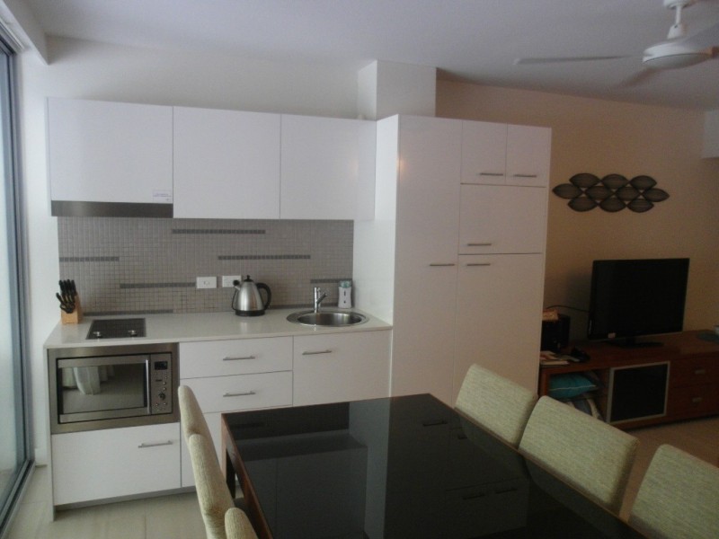 3208 Williams Esplanade, Palm Cove QLD 4879