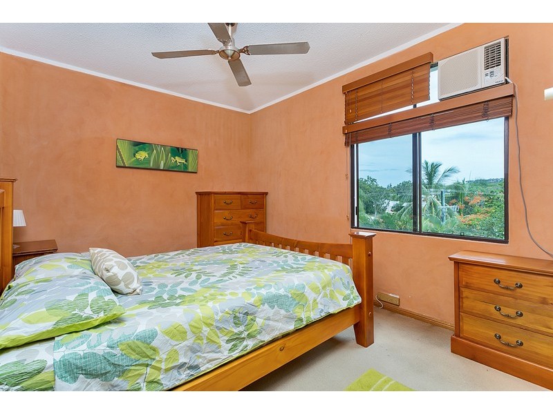 11/5 Amphora Street, Palm Cove QLD 4879
