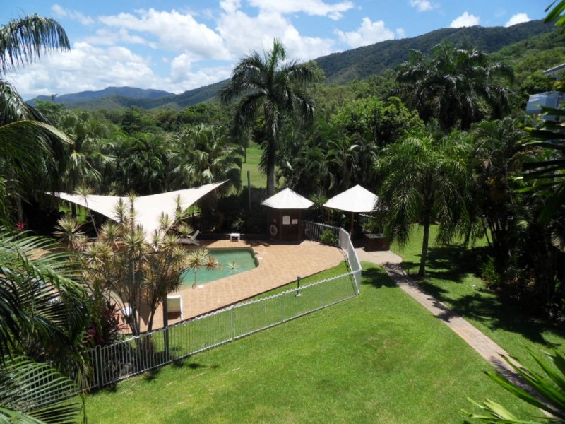 414 Coral Coast Drive, Palm Cove QLD 4879