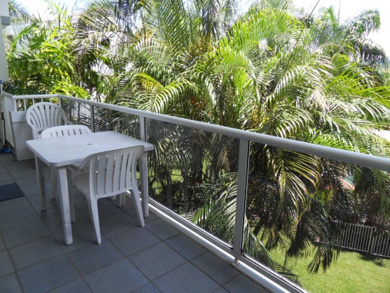414 Coral Coast Drive, Palm Cove QLD 4879