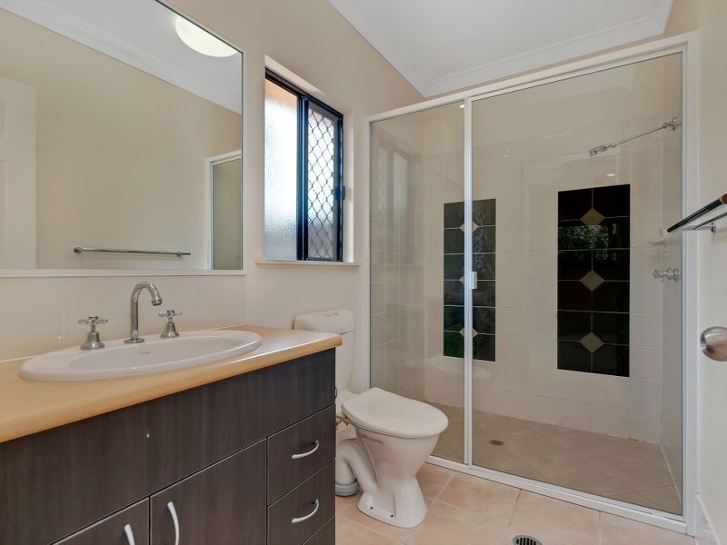 11 Bronte Close, Kewarra Beach QLD 4879