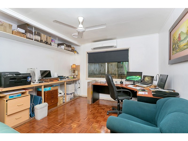 98 Marshall Street, Machans Beach QLD 4878