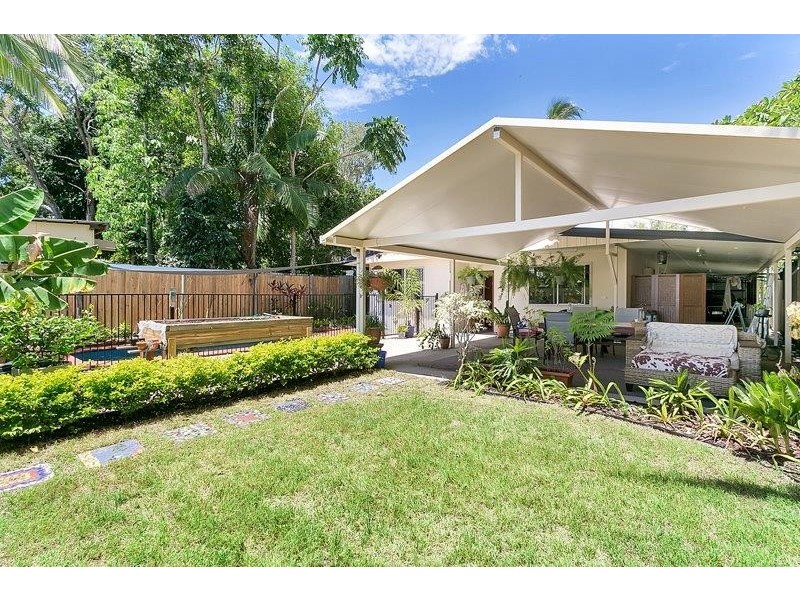 98 Marshall Street, Machans Beach QLD 4878