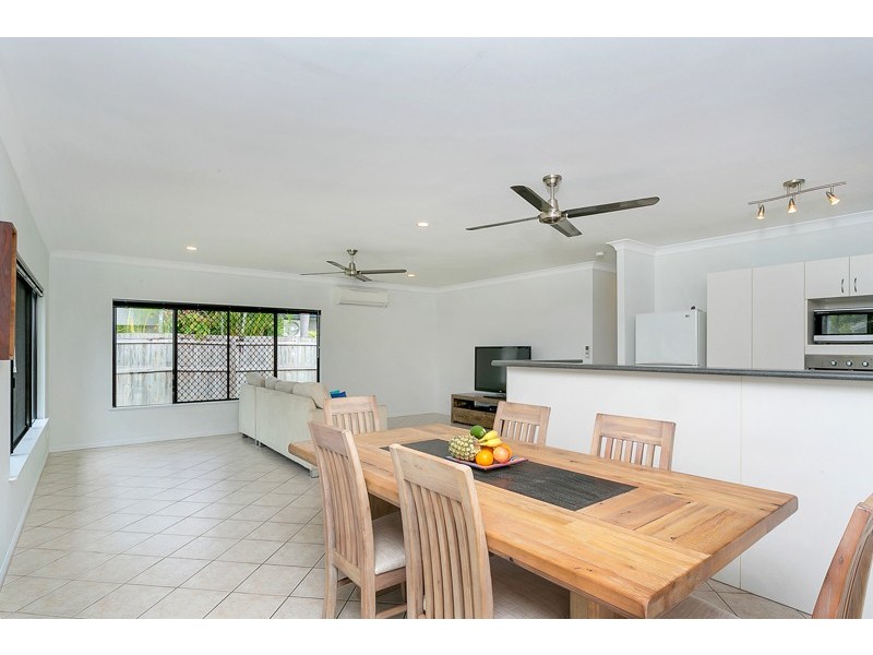 19 Cooya St, Kewarra Beach QLD 4879