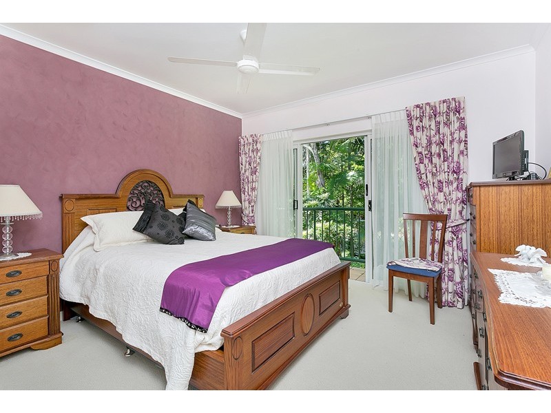 10/1 McGregor St, Mooroobool QLD 4870